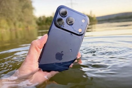 iPhone 17 tạo cơn sốt mới, Apple chưa muốn “thay ngựa giữa dòng”