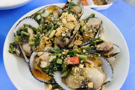 Cách làm sò lông nướng mỡ hành ngon như nhà hàng