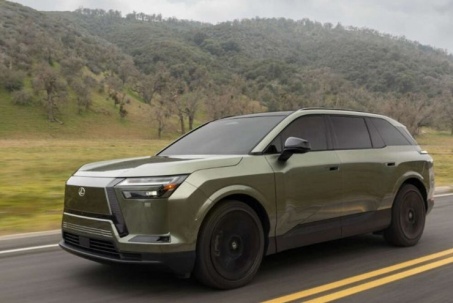 Xe SUV điện Lexus TZ ra mắt toàn cầu