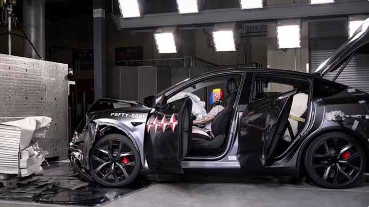 Tesla thử nghiệm túi khí được trang bị công nghệ AI - 1