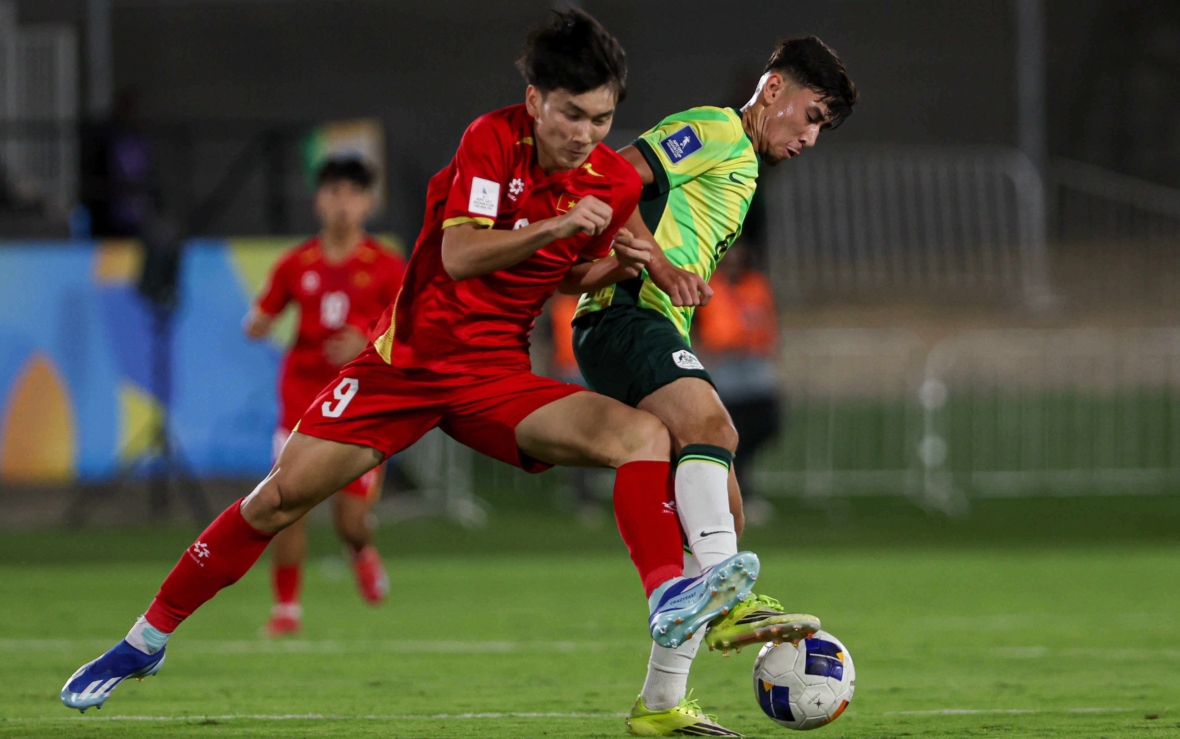 Trực tiếp bóng đá U17 Việt Nam - U17 Australia: Cứu thua trước vạch vôi phút 90 (Hết giờ) - 2