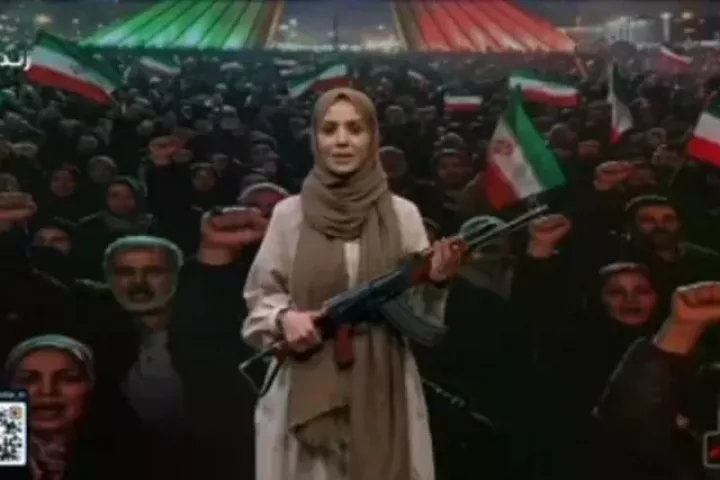 Người Iran xuống đường, tuyên bố sẵn sàng hi sinh giữa nguy cơ chiến tranh tái bùng phát