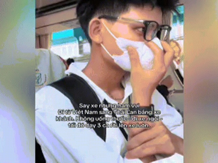 Nam sinh Đà Nẵng đi Thái Lan bằng xe khách, nôn suốt 18 tiếng vì say xe