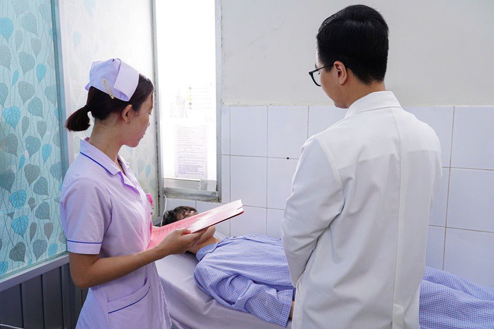Vì áp lực công việc, nhiều nam giới trẻ tuổi mắc chứng rối loạn cương