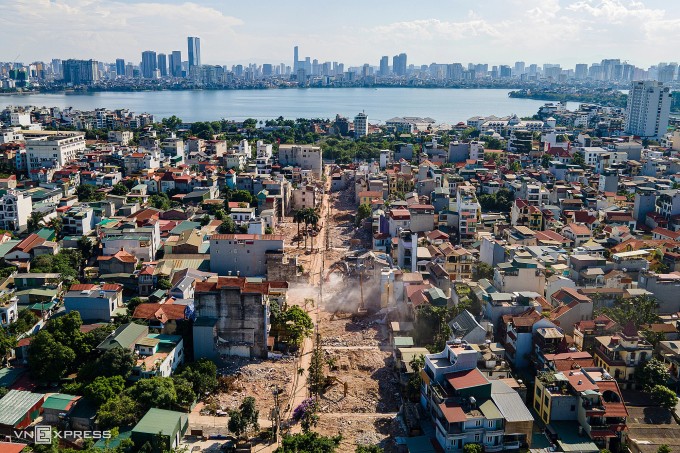 Khu vực đang giải tỏa tại phường Hồng Hà để triển khai cầu Tứ Liên. Ảnh: Thế Bằng