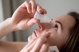 Thu hồi lô thuốc nhỏ mắt Natri clorid 0,9% không đạt chất lượng: Cần bình tĩnh và ứng phó phù hợp