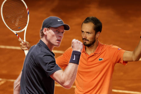 Sinner lập kỷ lục giữ số 1, Medvedev - Ruud trở lại đỉnh cao (Bảng xếp hạng tennis 18/5)