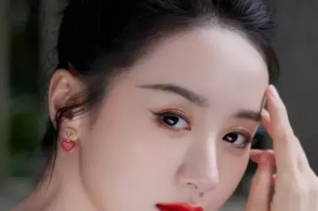 Nữ diễn viên bị phong sát tại Trung Quốc bất ngờ có màn trở lại tại Việt Nam