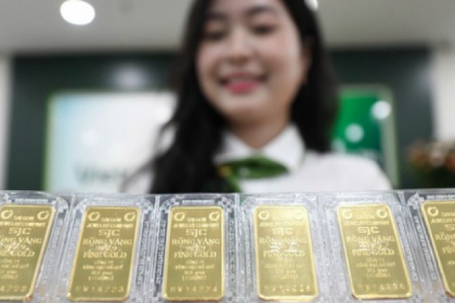Chốt giá vàng hôm nay ngày 18/5 tăng mạnh trở lại