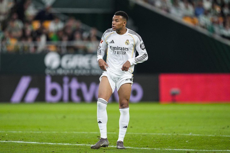 Một bản kiến nghị kêu gọi&nbsp;Real Madrid bán&nbsp;Mbappe&nbsp;được cho là đã thu hút hơn 73 triệu chữ ký