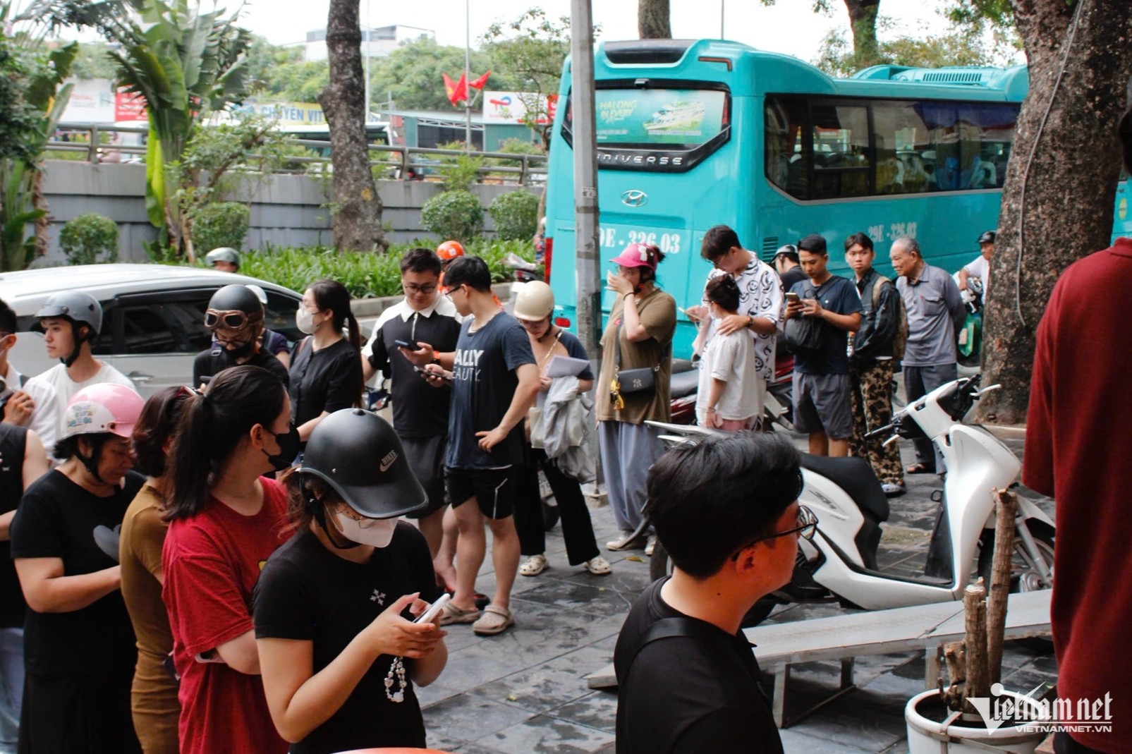 16-18h là thời điểm khách đông đúc nhất