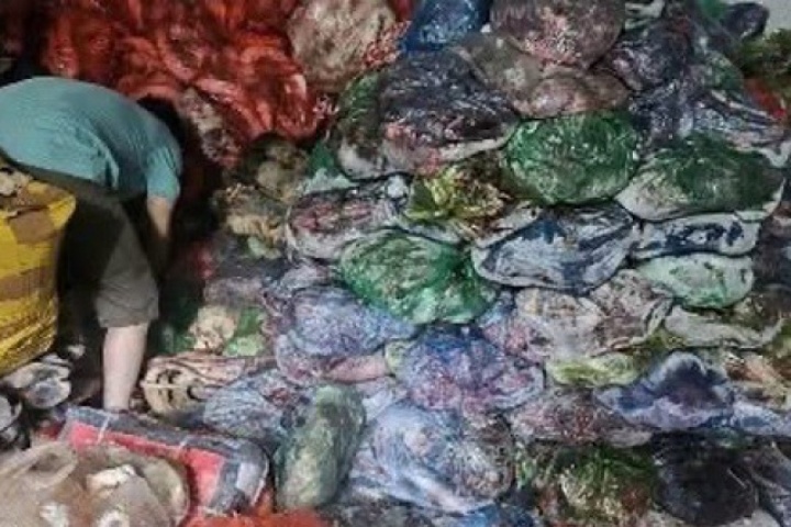 Phát hiện hơn 1 tấn thực phẩm không nguồn gốc chuẩn bị đưa ra thị trường