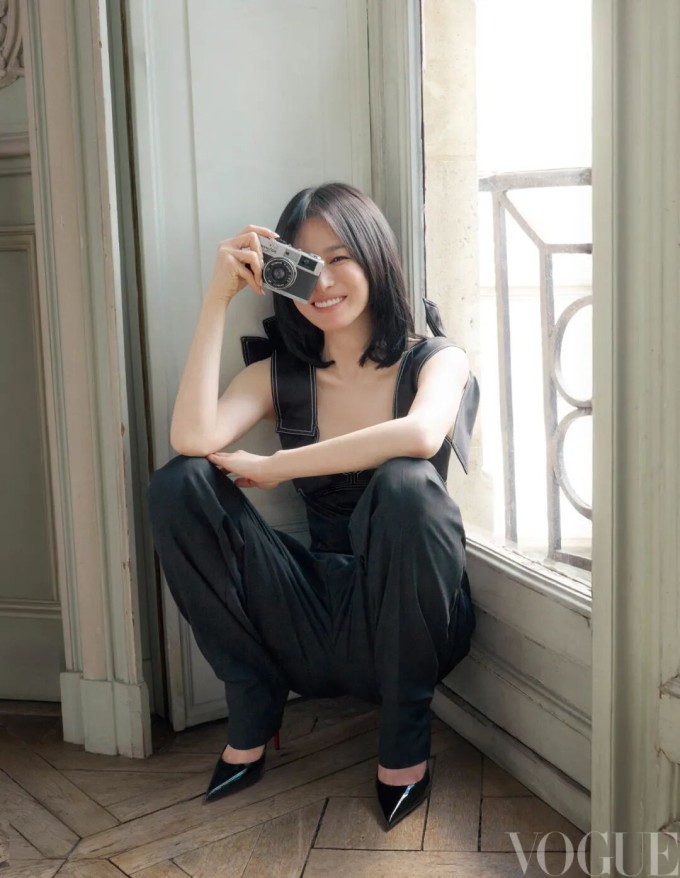 Song Hye Kyo: 'Tôi học cách cho đi tình yêu' - 5