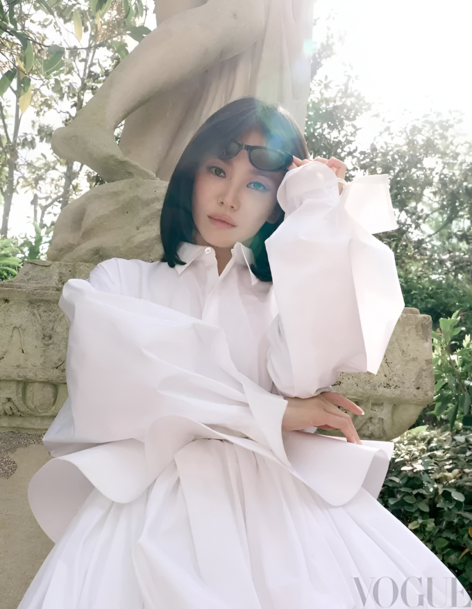 Song Hye Kyo: 'Tôi học cách cho đi tình yêu' - 6