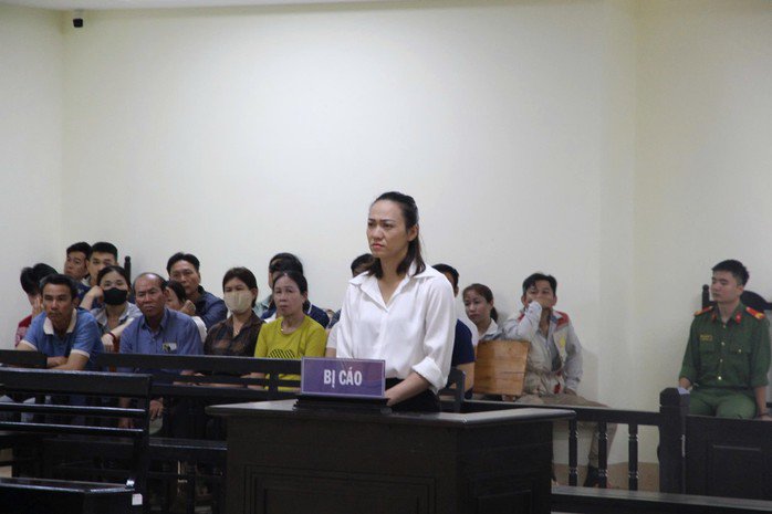 Bị cáo Lê Thị Cẩm Chi tại phiền tòa phúc thẩm