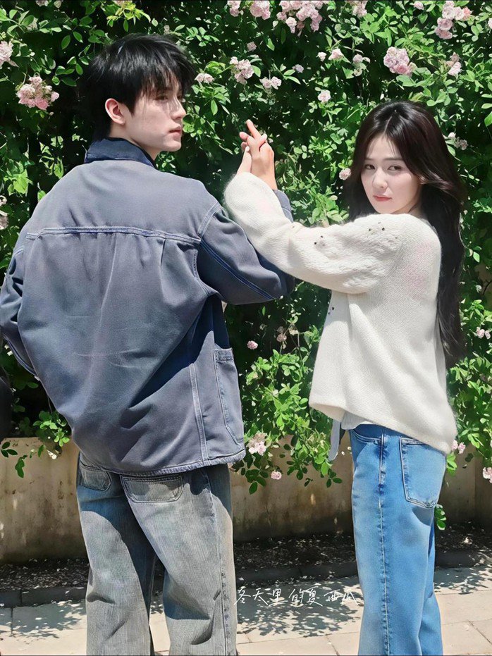 Bạch Lộc và Chu Dực Nhiên khá thân thiết ngoài đời