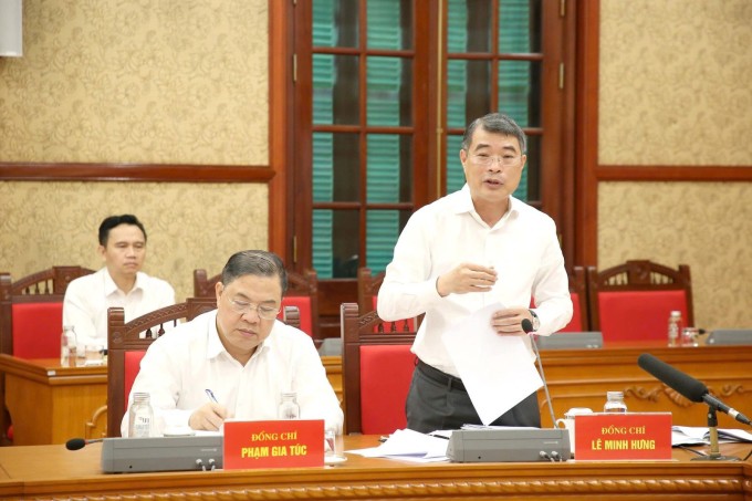 Thủ tướng Lê Minh Hưng và Phó thủ tướng Thường trực Phạm Gia Túc tại buổi làm việc với Tổng Bí thư, Chủ tịch nước Tô Lâm, chiều 19/5. Ảnh: Cổng thông tin Đảng Cộng sản