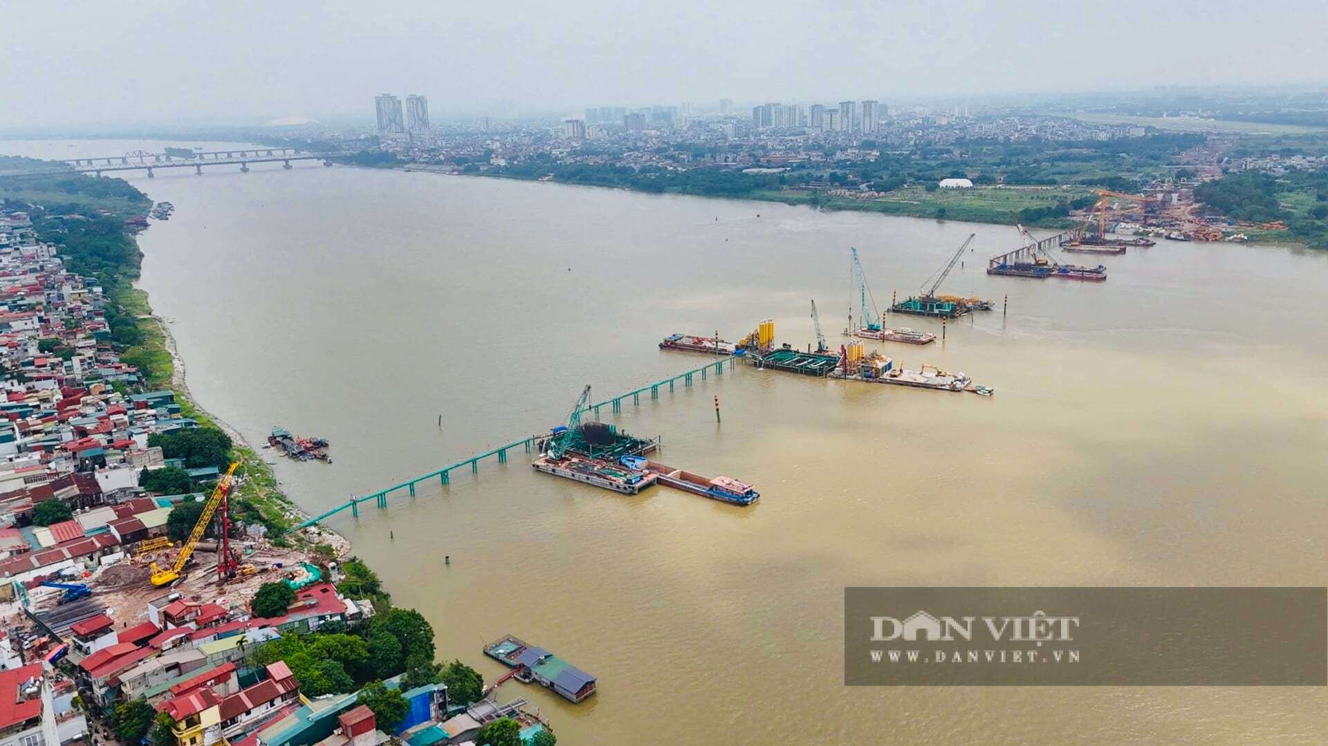 Theo thống kê, tổng diện tích thu hồi trên địa bàn phường Hồng Hà hơn 44.000 m², liên quan đến 335 trường hợp, gồm 9 tổ chức và 326 hộ dân. Đến thời điểm hiện tại, toàn bộ phương án bồi thường, hỗ trợ và tái định cư đã được phê duyệt, bảo đảm tiến độ theo yêu cầu.