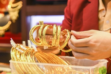 Giá vàng hôm nay 19/5: Vàng SJC, vàng nhẫn Bảo Tín Minh Châu, Bảo Tín Mạnh Hải, Phú Quý, Doji biến động ra sao?