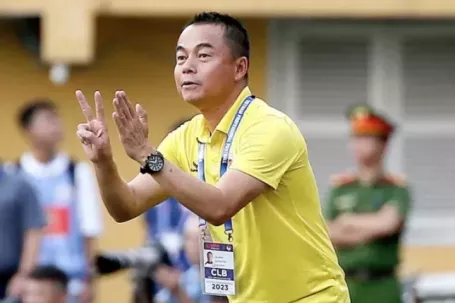 Đua trụ hạng V.League: Phép màu nào với PVF-CAND?