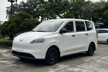 Wuling Grango lộ diện tại Việt Nam, MPV chạy điện giá dự kiến từ 499 triệu đồng