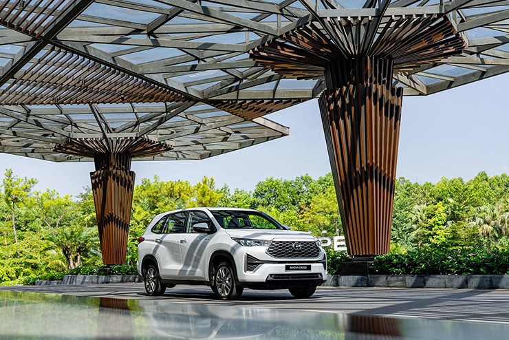Giá xe Toyota Innova Cross lăn bánh kèm ưu đãi tháng 5/2026 - 14