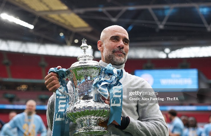 Man City giành cú đúp Carabao Cup và FA Cup mùa này