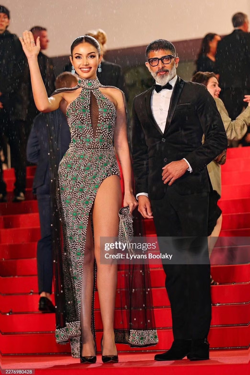 Diện mạo sang trọng, lộng lẫy của Praveenar Singh trên thảm đỏ Cannes nhận được nhiều lời khen ngợi từ các fan sắc đẹp.