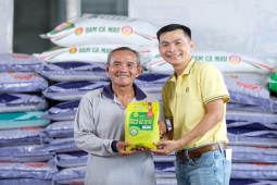Tiếp sức nhà nông, vượt khó tới mùa vàng