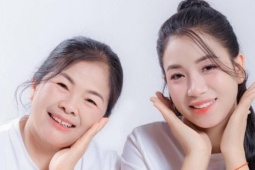 Mẹ kế ở Bắc Ninh 30 năm yêu thương 4 con gái của chồng, tuổi già hưởng trái ngọt