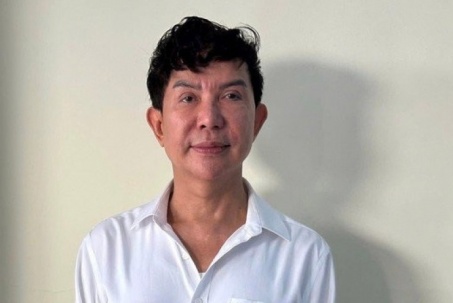 Công an TPHCM bắt ca sĩ Long Nhật, diễn viên Sơn Ngọc Minh