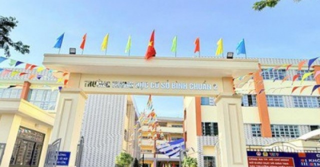 TPHCM: Phụ huynh "tố" nhà trường gây sức ép cho học sinh chỉ vì thắc mắc điểm thi
