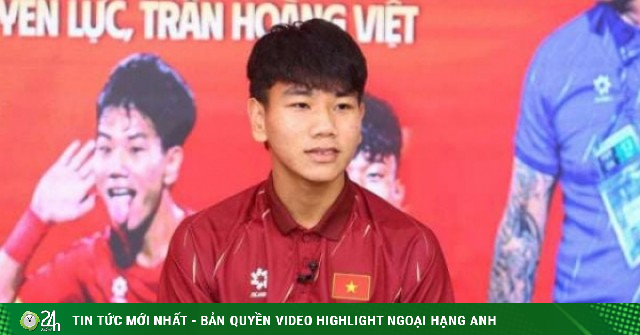 Tiền vệ Chu Ngọc Nguyễn Lực từng khóc khi xa nhà, muốn từ bỏ bóng đá