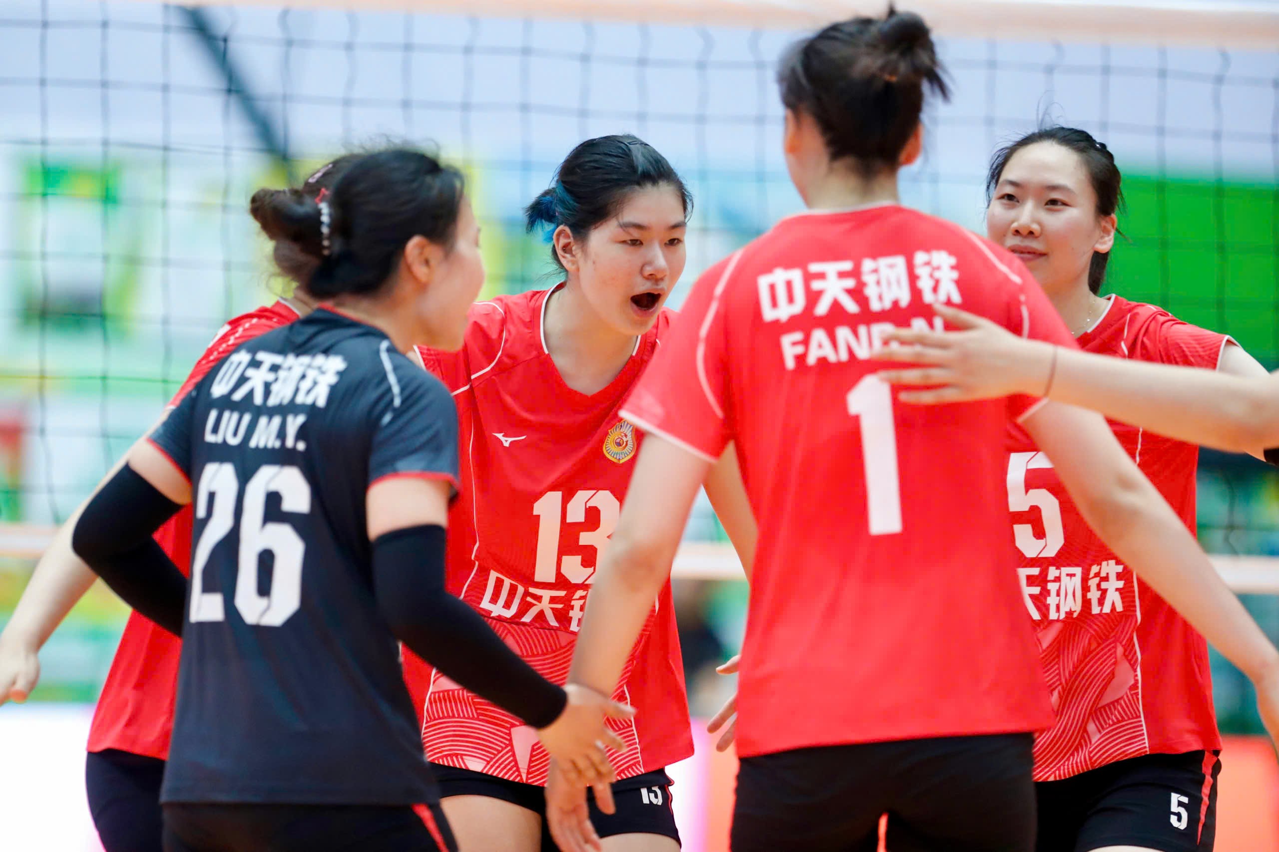 Trực tiếp bóng chuyền Jiangsu - LPBank Ninh Bình: Hàng thủ sai lầm, hụt vé chung kết (Kết thúc) - 11