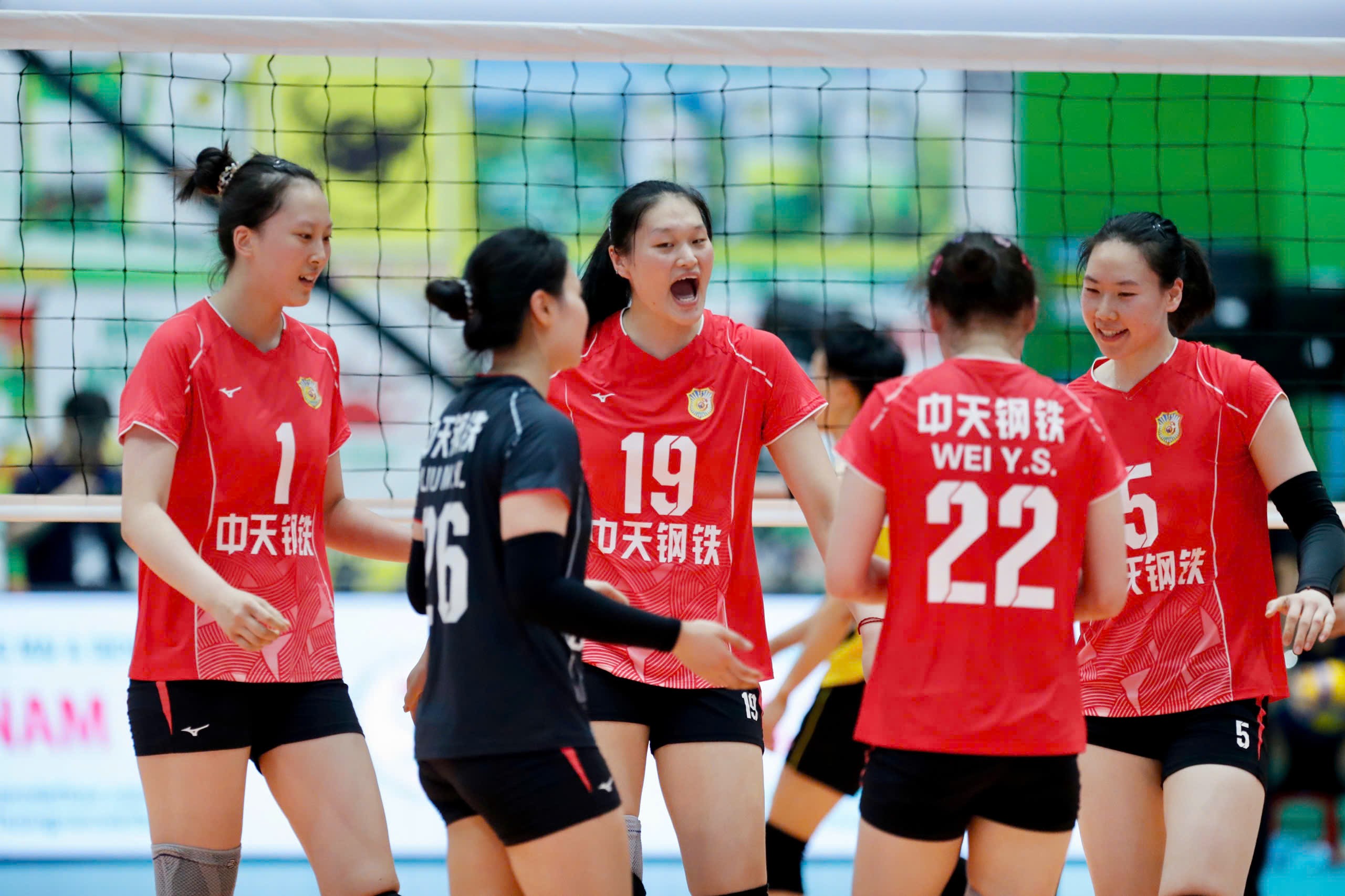 Trực tiếp bóng chuyền Jiangsu - LPBank Ninh Bình: Hàng thủ sai lầm, hụt vé chung kết (Kết thúc) - 3