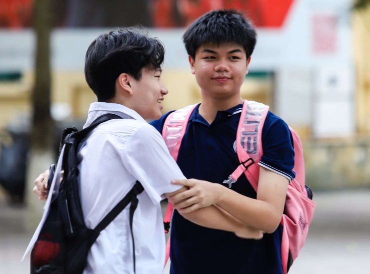 Học sinh thi vào lớp 10 năm 2025. Ảnh: TA