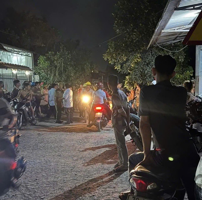 Công an phong tỏa hiện trường vụ người phụ nữ tử vong trong phòng trọ ở Tây Ninh. Ảnh: NGUYỄN TIẾN