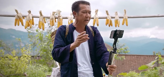 Hoa hậu Vi Minh bị tố 'ăn chặn' tiền từ thiện - 1
