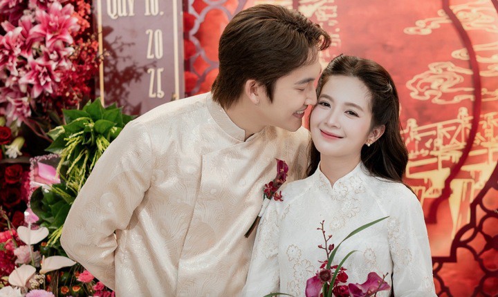 Nguyễn Hoàng Ngọc Huyền vừa kết hôn với nam diễn viên Đình Tú.