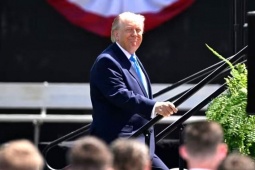 Ông Donald Trump dọa tấn công chớp nhoáng, Iran nhấn mạnh loạt yêu cầu