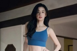 Diễn viên Jun Ji Hyun tiết lộ bí quyết giữ dáng như thiếu nữ dù đang tuổi U50