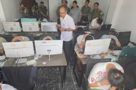 Công an TPHCM đột kích khách sạn, phát hiện 85 người nước ngoài nghi lập “trung tâm” lừa đảo