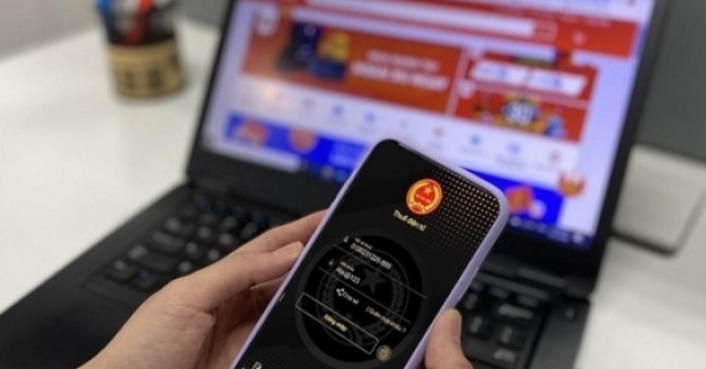 Vì sao ngành thuế yêu cầu người dân xác thực sinh trắc học trên eTax Mobile?