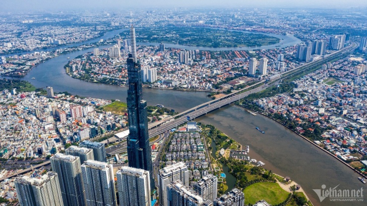 Cổ phiếu bất động sản giảm.