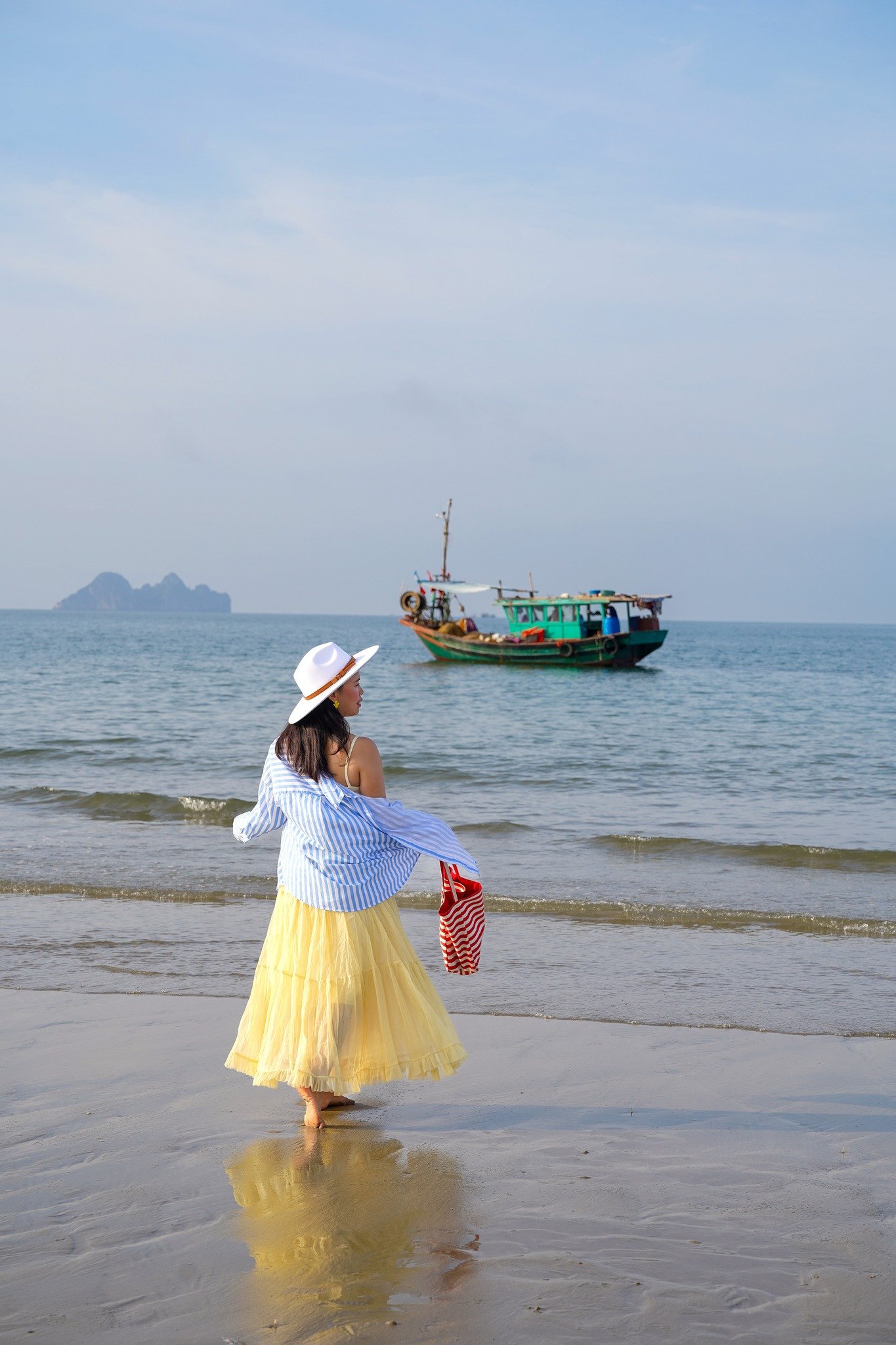 Trên đảo không chỉ có biển còn có những cánh đồng đẹp mắt