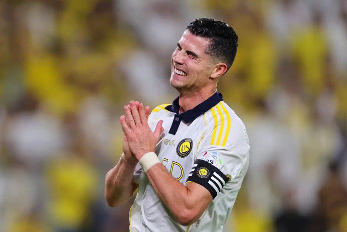 Ronaldo chưa bao giờ là hình mẫu hoàn hảo tuyệt đối