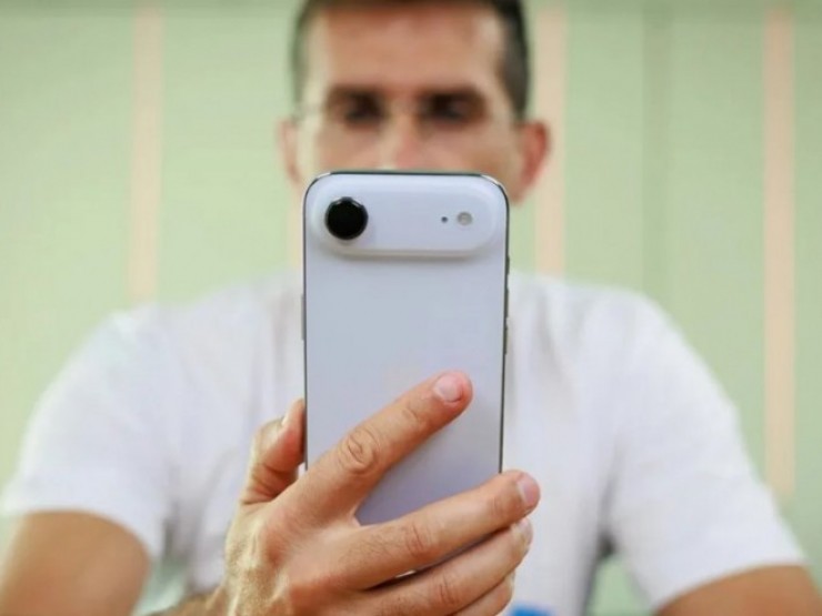 Xiaomi đang phải “ngả mũ“ trước Apple vì chiếc iPhone này?