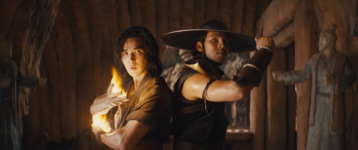 Ludi Lin và Max Huang đã tham gia 2 phần phim của Mortal Kombat