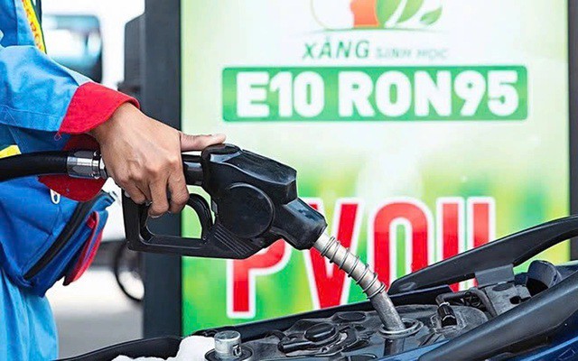 Theo quy định mới, xăng không chì sẽ được phối trộn thành xăng E10 để lưu thông trên cả nước từ ngày 1/6.