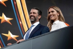 Ông Trump có khả năng bỏ lỡ đám cưới con trai vì vấn đề Iran